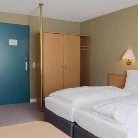 Hotel Bitburg Bagian luar foto